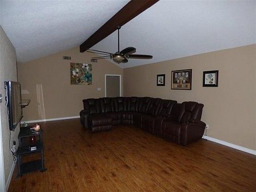 3rd image of 7880 Windcastle Dr