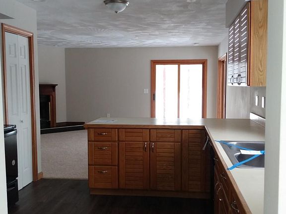 3rd image of 4160 Lisi Ln