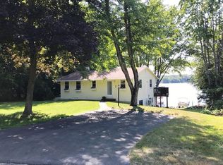 106 W Shore Dr, Ashburnham, MA 01430