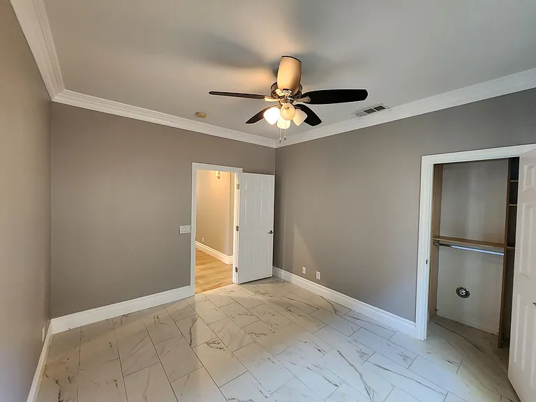 9516 Royal Lamb Dr — Photo 19