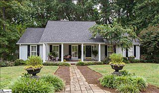 1st image of 7 Harbor Oaks Dr
