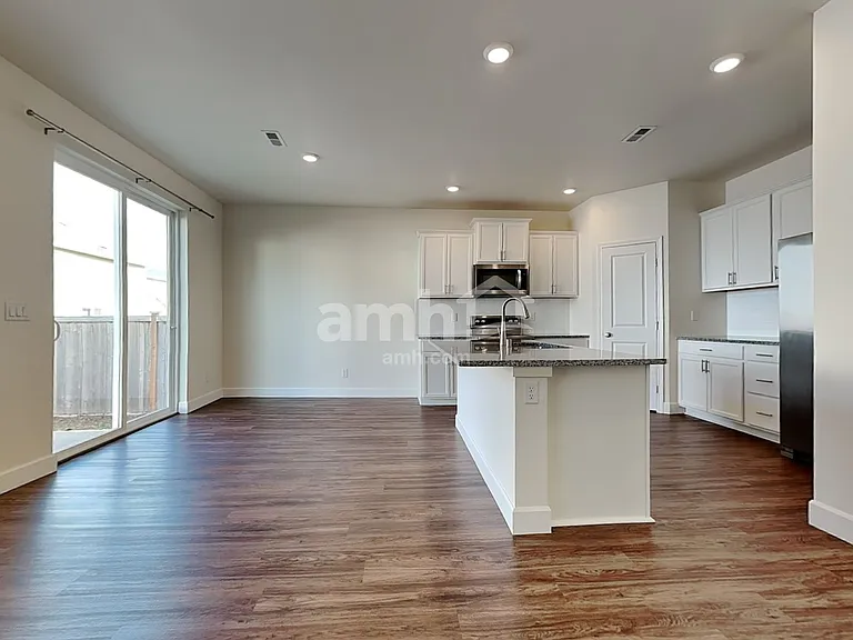 9221 Shootingstar St SE — Photo 5