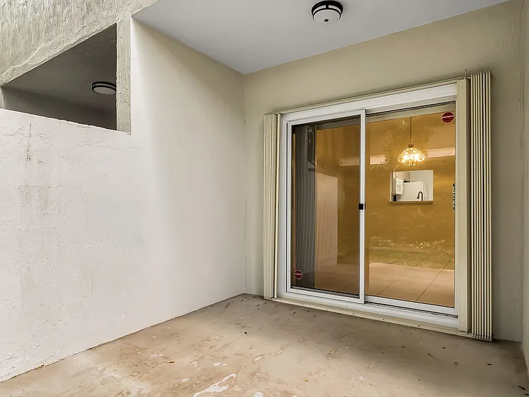 8320 Via Serena — Photo 15