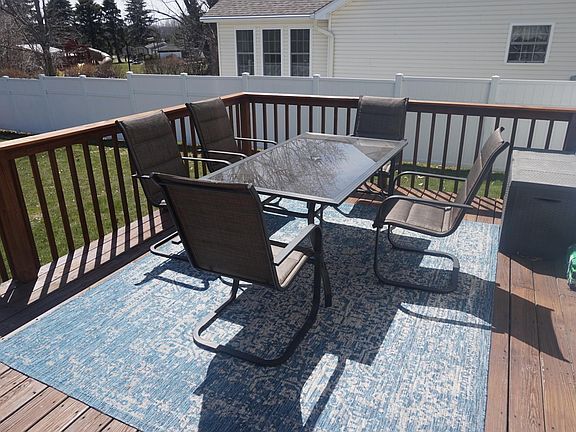 3rd image of 2805 Alexandra Dr