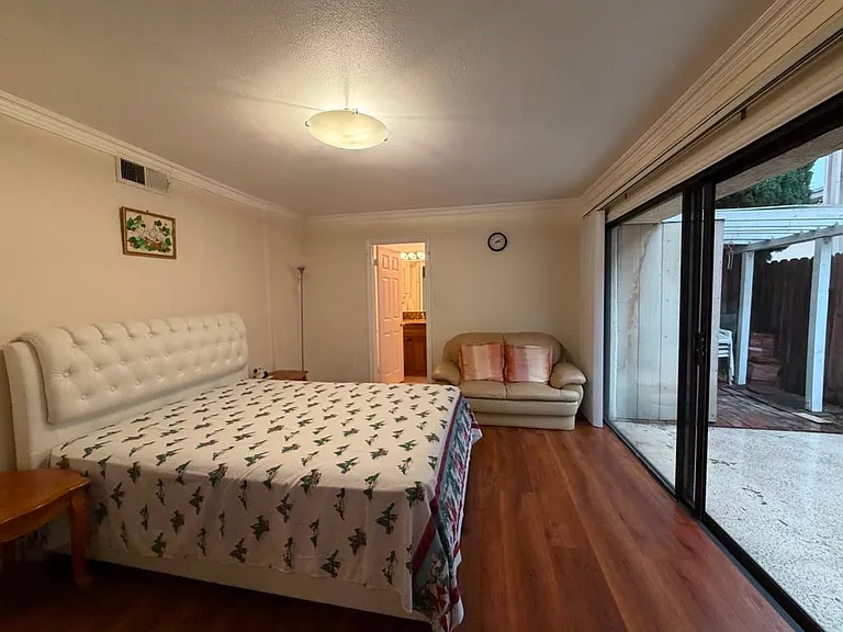 1015 Arcadia Ave #12 — Photo 12