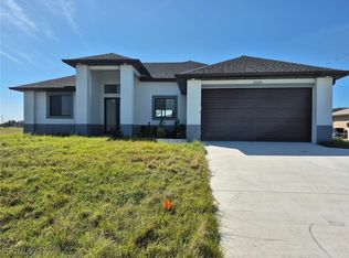 1508 NE 35th Ln, Cape Coral, FL 33909