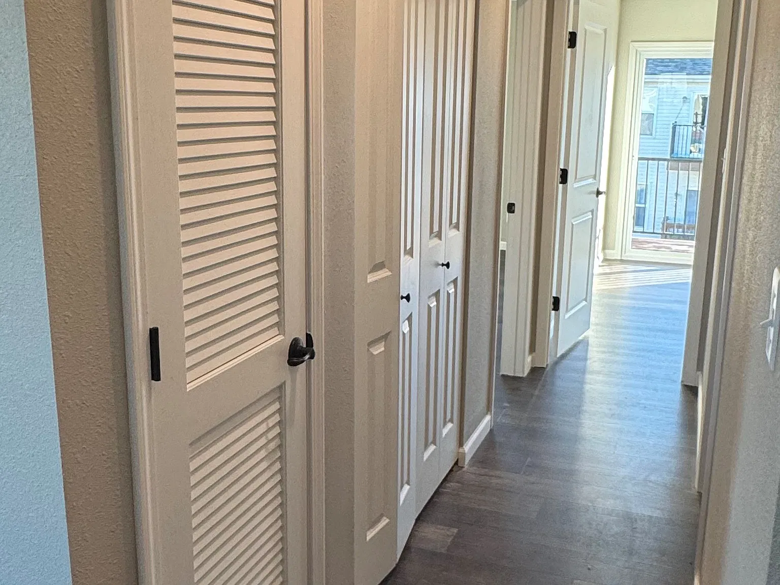 704 Harbor Woods Drive — Photo 4