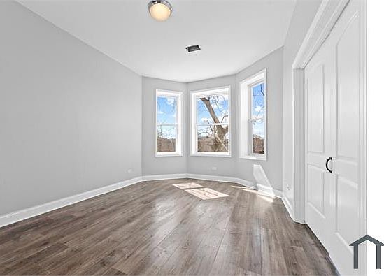 2nd image of 1113 S Mozart St APT 1F