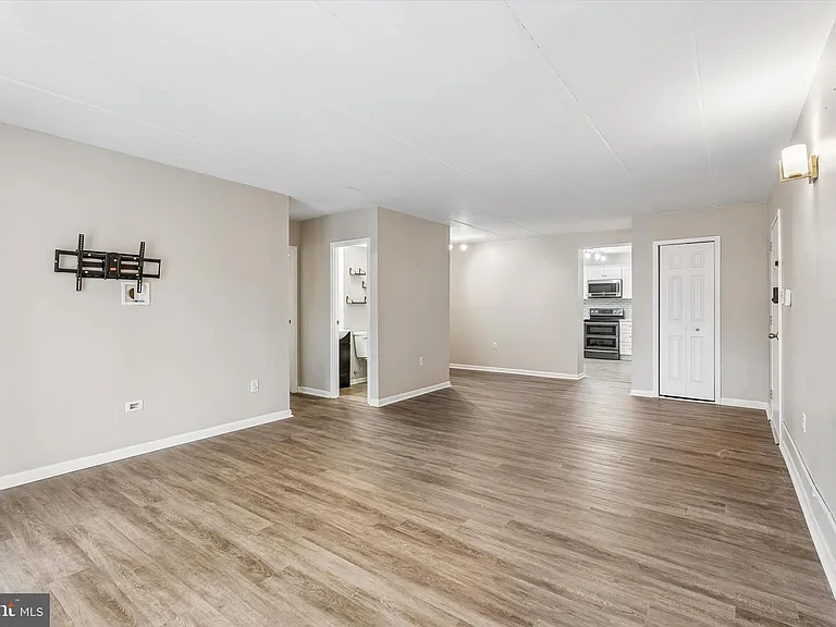 400 Glendale Rd #D-44 — Photo 7