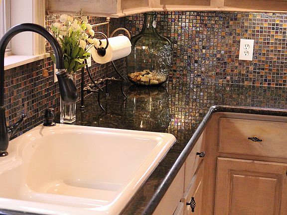 Deep Sink Granite countertop