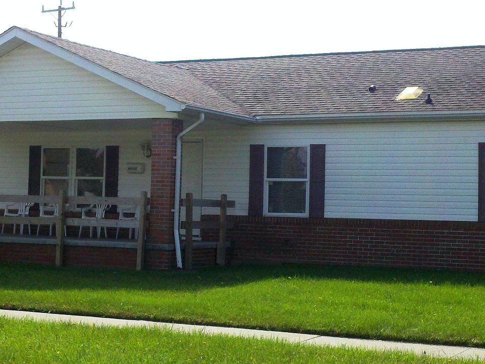 2nd image of 26609 Hopkins St