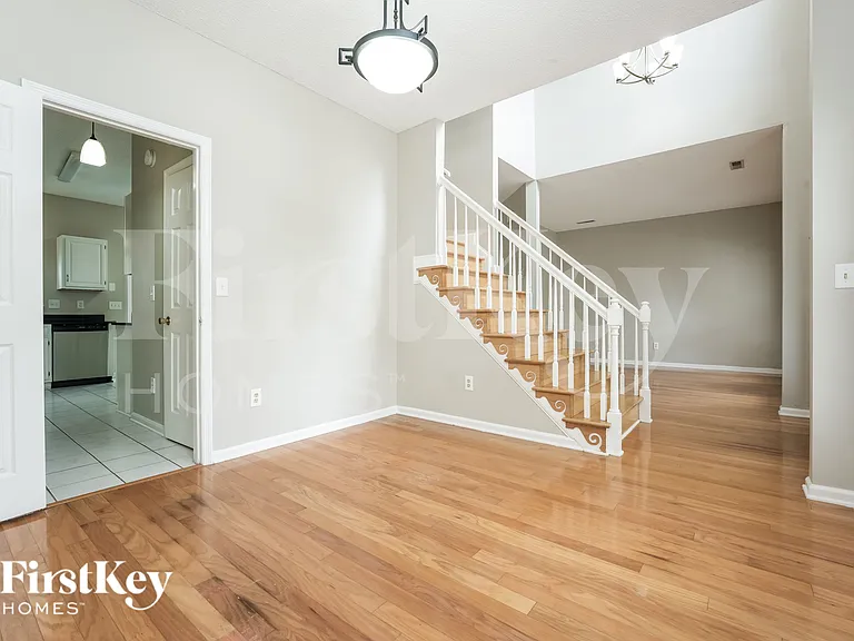 103 Monsarret Ln — Photo 6