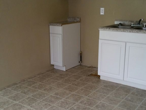 4th image of 757 N Arnolda Ave
