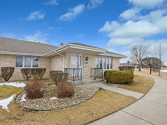 2nd image of 18147 Oregon Ln #237