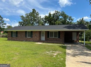 2002 S Maple Dr, Vidalia, GA 30474