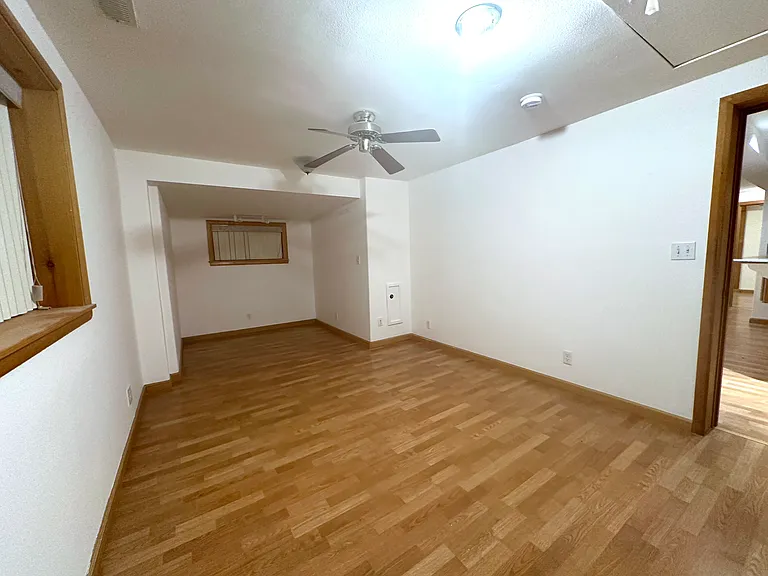 Bedroom 3 (Mainlevel/1st floor)