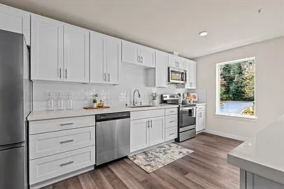 12625 NE Woodinville Dr #201 — Photo 7