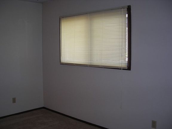 5th image of 209 W Francis St #6