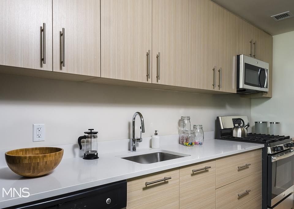 1st image of 4212 28th St APT 16E