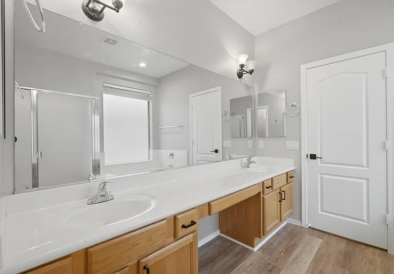 851 S Fern Ct — Photo 12