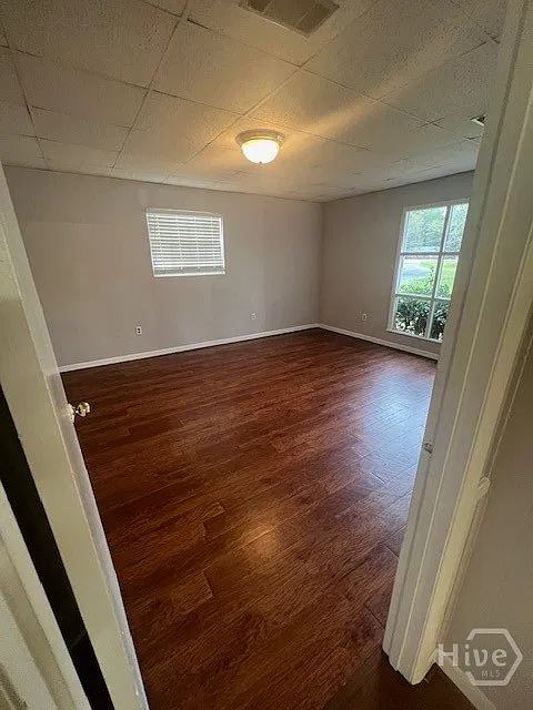 2 bed, 1.0 bath, 820 sqft, $1,300 — Photo 4
