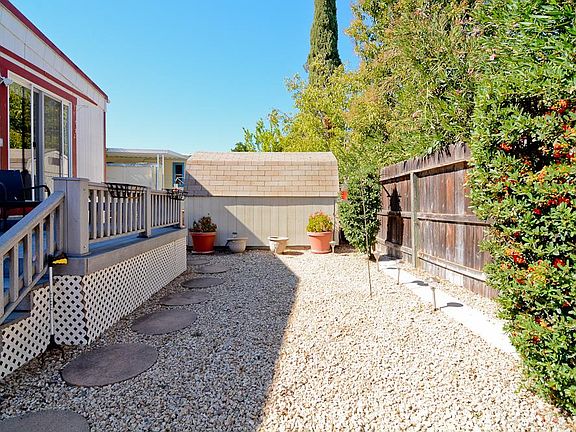 5th image of 187 Walnut Dr #187