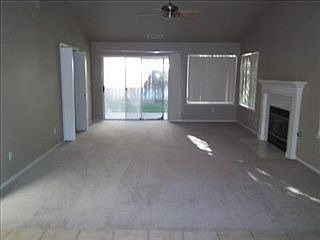4th image of 4817 Sun Valley Dr