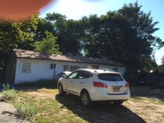 3rd image of 507 Donegan Ave