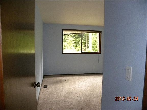 5th image of 16116 Snohomish Ave
