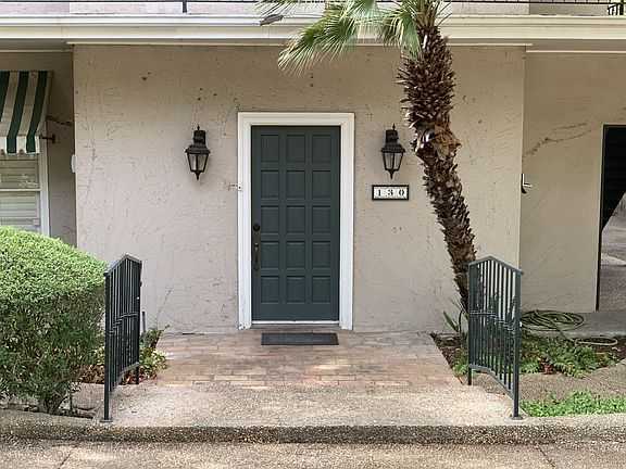 4th image of 130 Katherine Ct #1