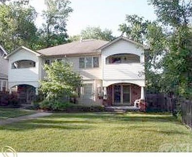 802 Lincoln front.jpg