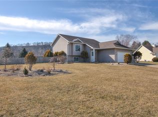 103 Eagle Ridge Ct, Eau Claire, WI 54703