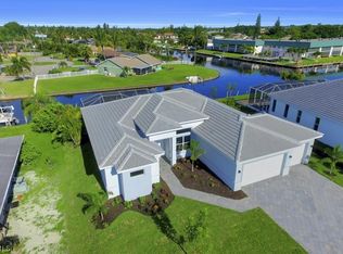 1404 Wellington Court Cpe, Coral, FL 33904