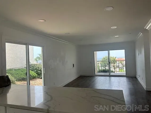 6675 Paseo Del Norte #A — Photo 5