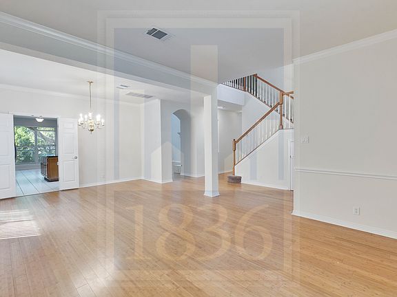 3rd image of 11508 Medallion Ln