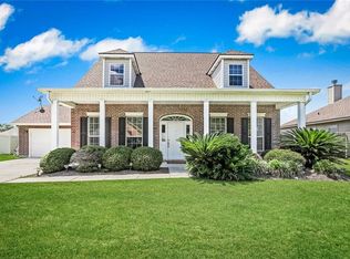 159 Autumn Woods Dr, Lacombe, LA 70445