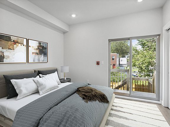 4th image of 1328 S Harmony St #3