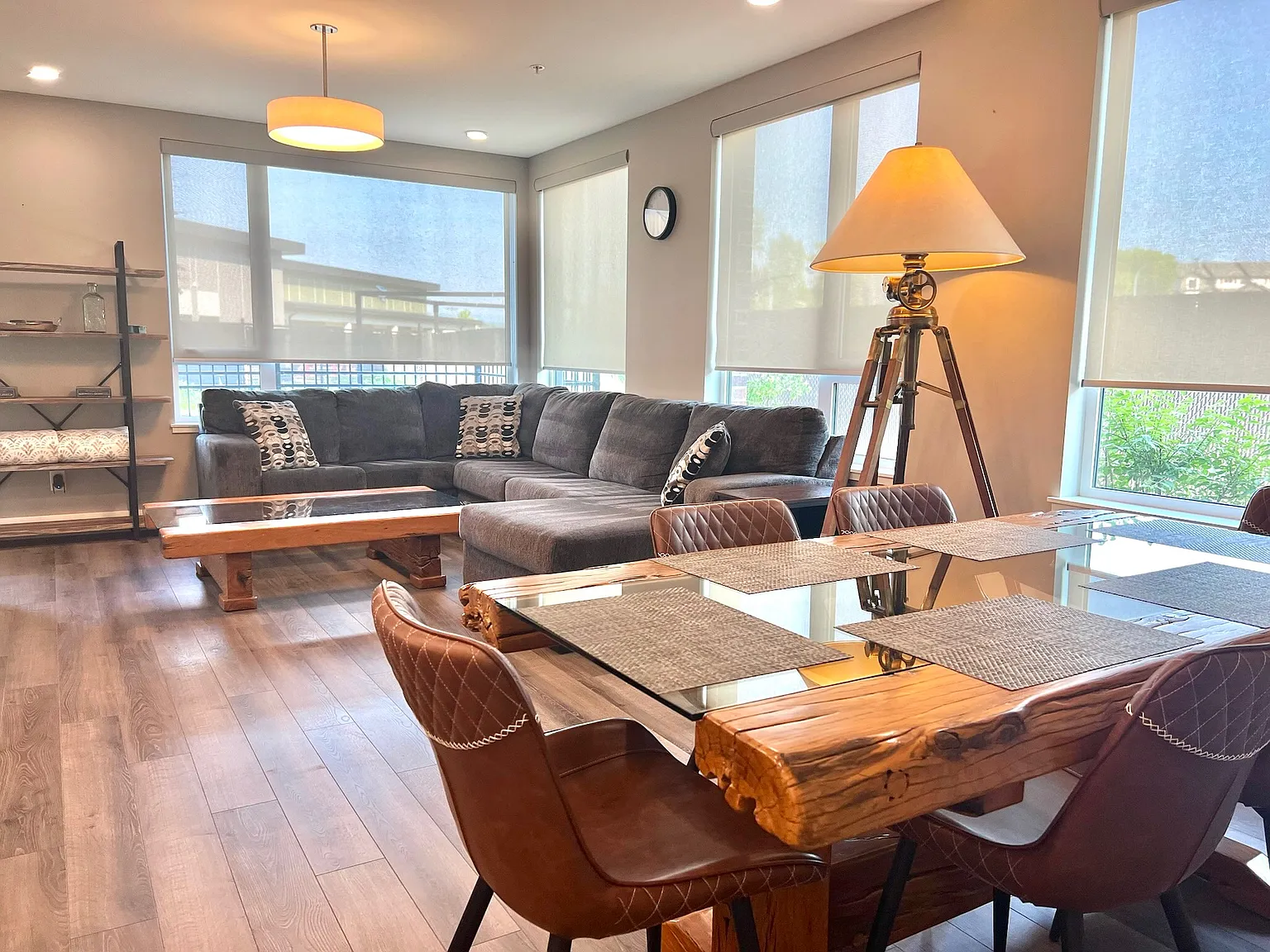 2 bed, 954 sqft, $2,250 — Photo 1
