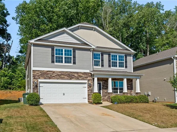 1133 Hardwick Dr, Mebane, NC 27302