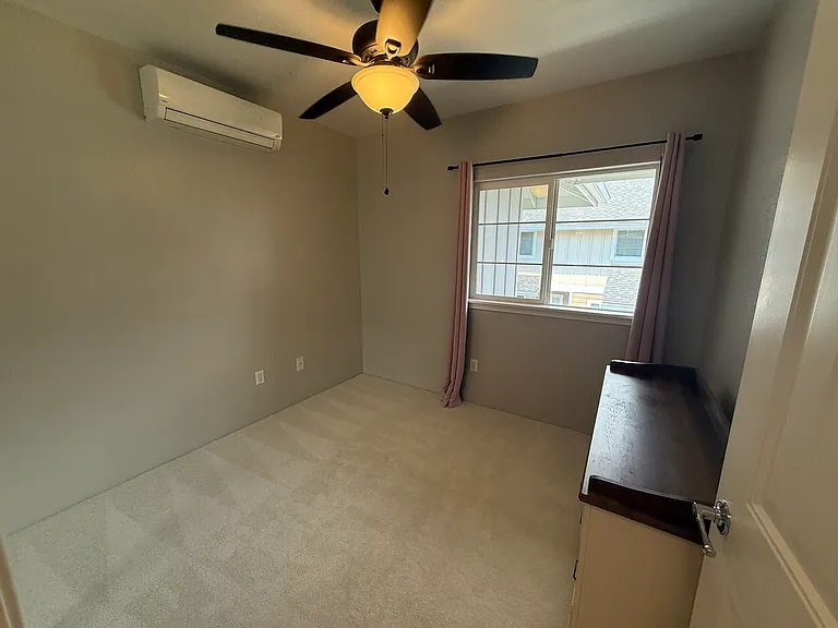 1122 Kukulu St #1604 — Photo 13