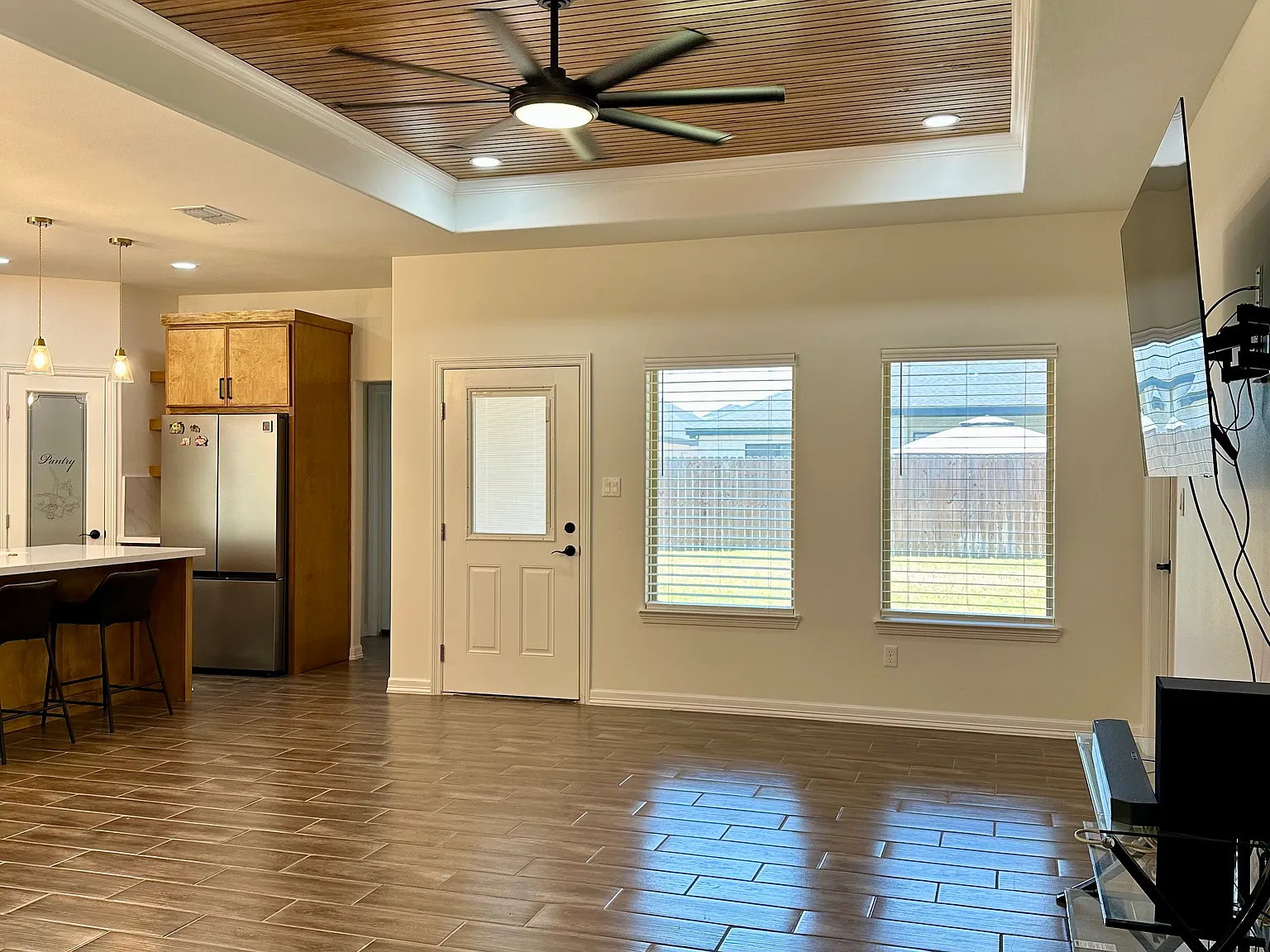 3 bed, 1643 sqft, $2,000 — Photo 4