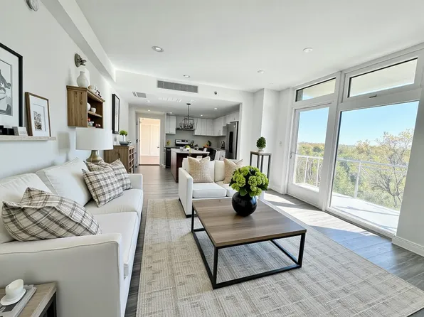 65-18 Austin Street image 1 of 9