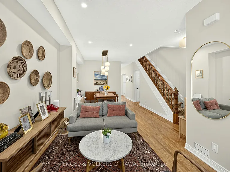 68 Lorne Ave — Photo 11