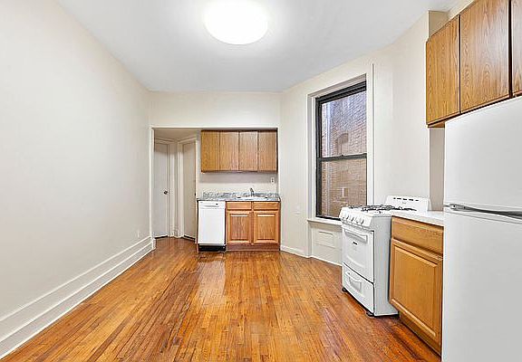 4th image of 169 W 80th St APT 3A