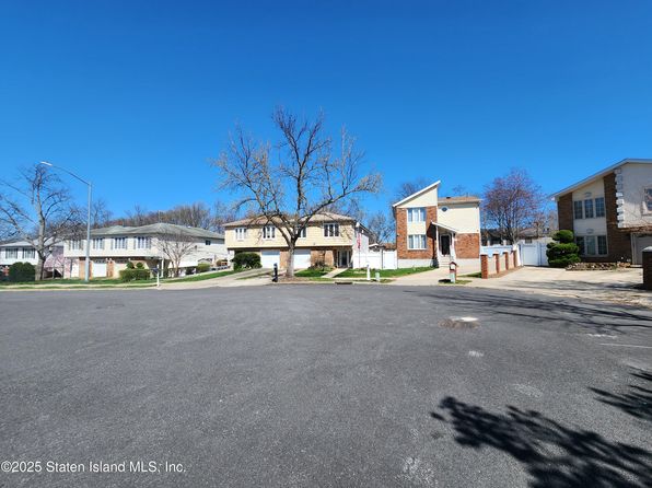57 Westfield Ave, Staten Island, NY 10309