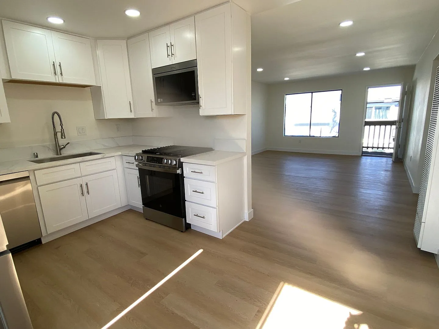 7791 Slater 4-Plex — Photo 3