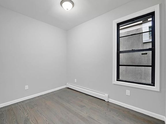 4th image of 1747 Albany Ave