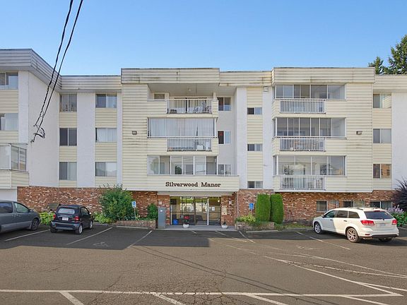 3rd image of 32070 Peardonville Rd #206