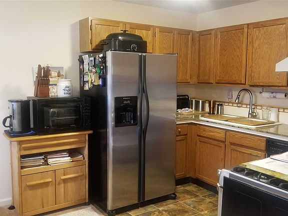 3rd image of 104 Whistler Ct