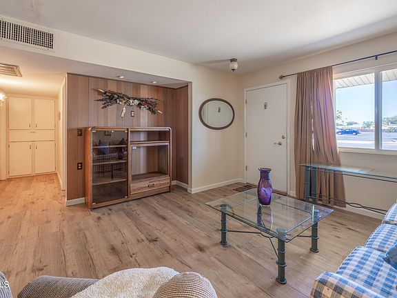 4th image of 10432 N 103RD Avenue